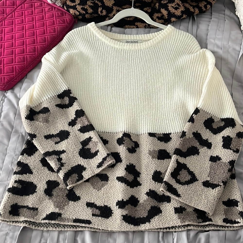 Pink Lily boutique sweater